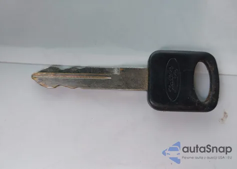 2001 Ford F-250 Xl/Xlt z USA, uszkodzony, nr VIN 1FTNF20L31EB69492